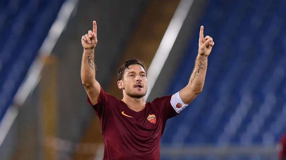 Accadde oggi - Totti: "La famiglia Sensi è stata tutto per me. Con gli americani un'aria nuova e importante. Baldini? Ci siamo chiariti in 30 secondi". De Rossi tra i top 100 al mondo