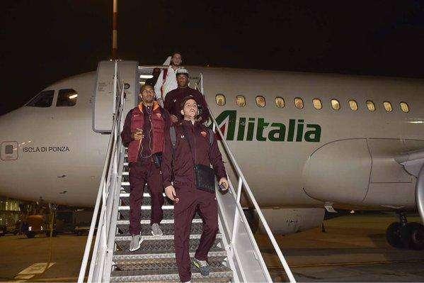 Roma arrivata a Napoli. FOTO!