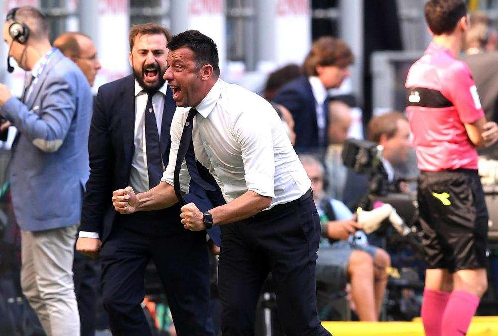 Parma, D'Aversa: "La Roma sembra una squadra di basket. Servono leggi anti-razzismo"