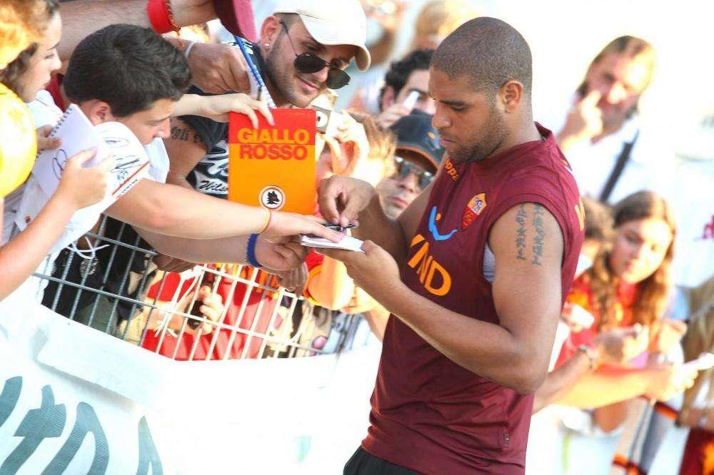 Accadde oggi - Baldissoni: "Potremmo considerare stadi diversi dall'Olimpico". Garcia: "Voglio un titolo con Totti e restare a lungo a Roma". Adriano: "Se vinco a Roma sarò immortale"