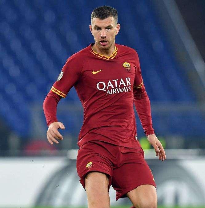 Dzeko: "Tifiamo tutti insieme per la squadre dei medici, degli infermieri e dei cittadini italiani". VIDEO!