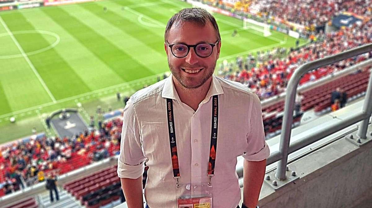 De Rossi regala un tempo, ma la sua Roma peggiore guadagna un punto Champions 