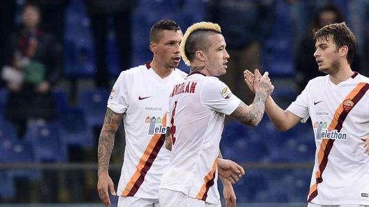 La Roma torna a vincere, Cagliari battuto con un gol per tempo