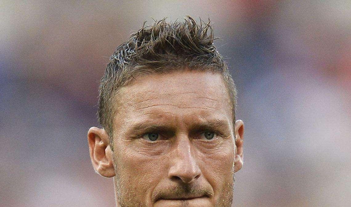 La FIFA omaggia la storia dell'Mondiale U17: c'è anche Totti. VIDEO!