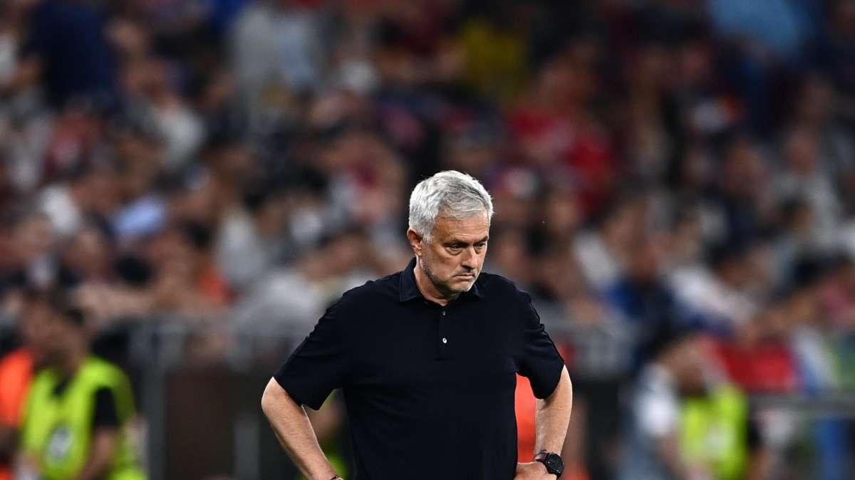 Discorso di Mourinho a fine partita alla squadra in mezzo al campo: "Vi ha visto tutta l'Europa"