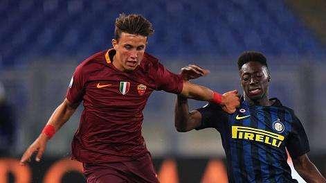 Instagram, Luca Pellegrini a Tumminello: "Solo una parentesi della tua carriera, ora è il momento di spingere ancora più forte"
