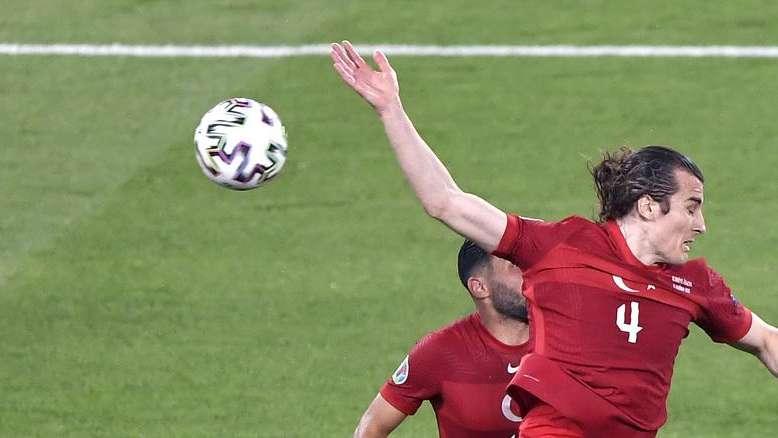 Per la difesa piace Soyuncu del Leicester