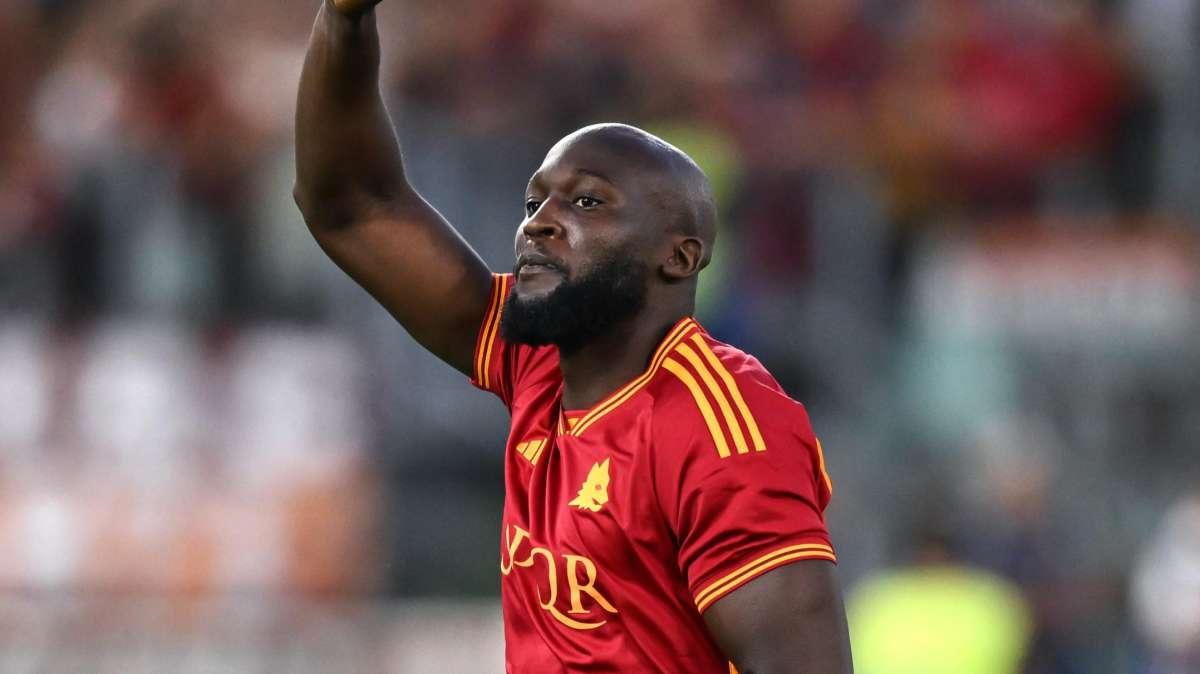 Roma-Empoli - L'attesa dei tifosi: "Dybala e Lukaku titolari, la nostra stagione può finalmente iniziare"