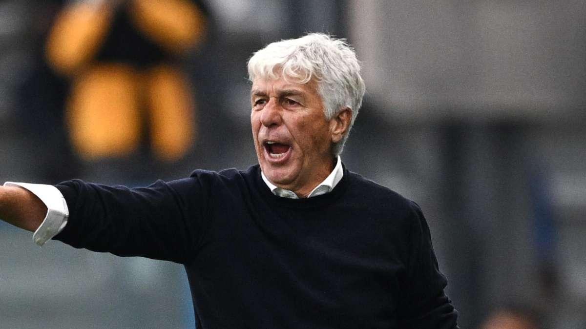 Sassuolo-Roma 0-1 - La gara sui social: "Ma è impossibile far entrare Rensch al posto di Hermoso e far tornare Celik basso? Vietato mollare ora"