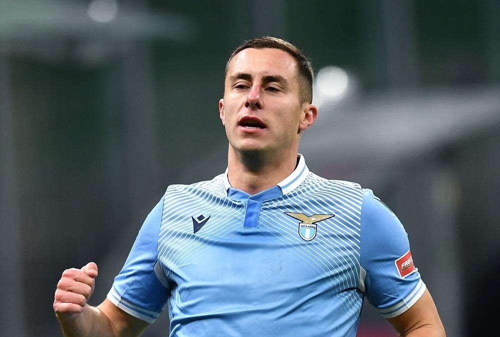 Lazio, espulso Marusic nel match contro il Cagliari: tornerà nel derby