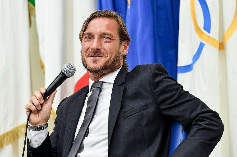Totti: "La Roma può arrivare tra le prime quattro, sono arrivati due-tre giocatori di grande livello"