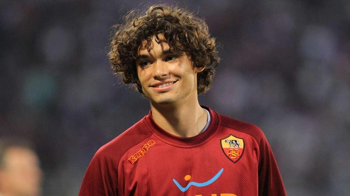 Accadde oggi - Ufficiale Dodò. Candela: "Nel '99 volevo lasciare la Roma ma Capello mi dichiarò incedibile"