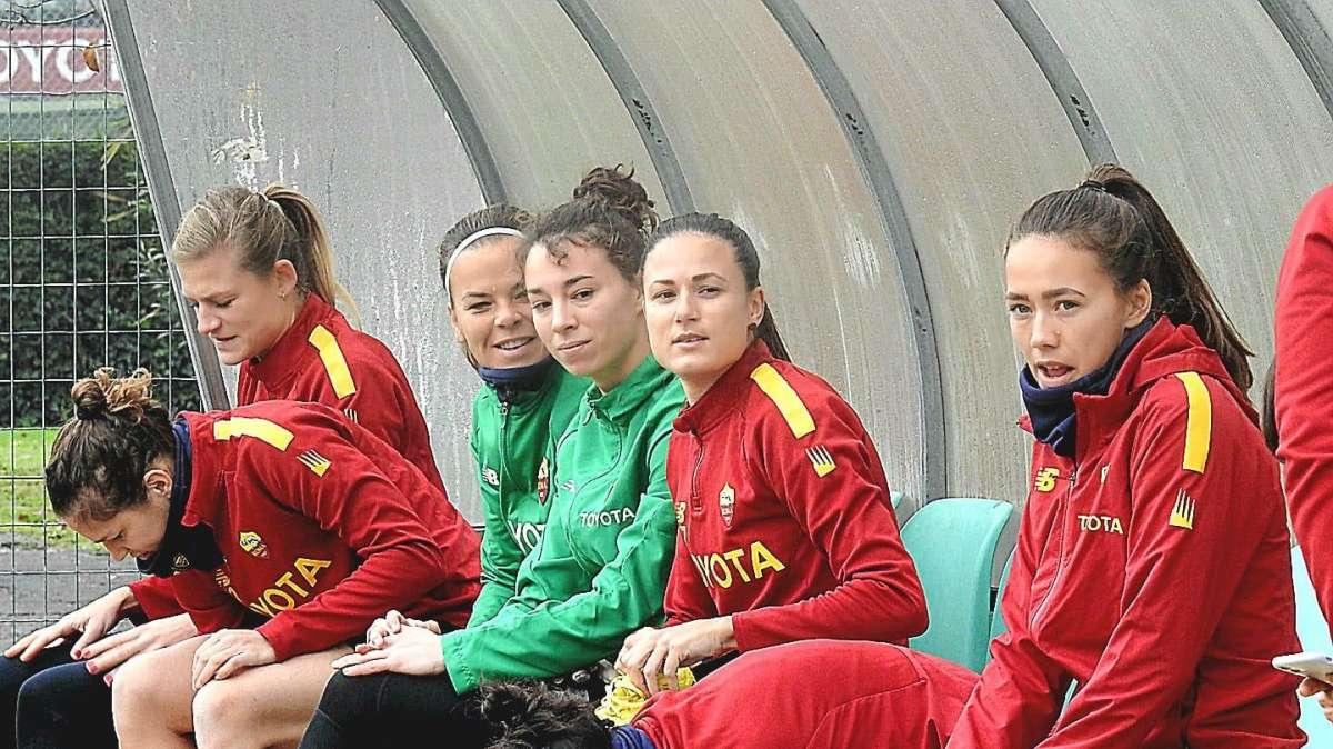La rifinitura della Roma Femminile alla vigilia dello Slavia Praga. VIDEO!