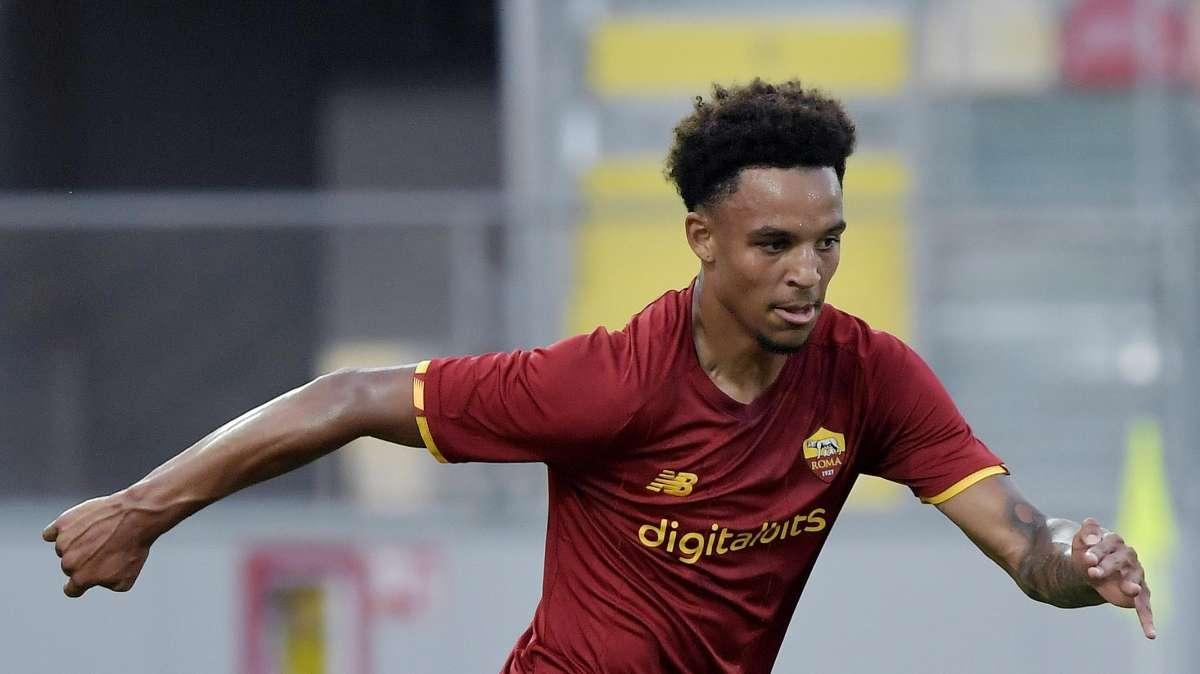 Reynolds nella sede del Kortrijk, attesa a breve l'ufficialità del suo prestito