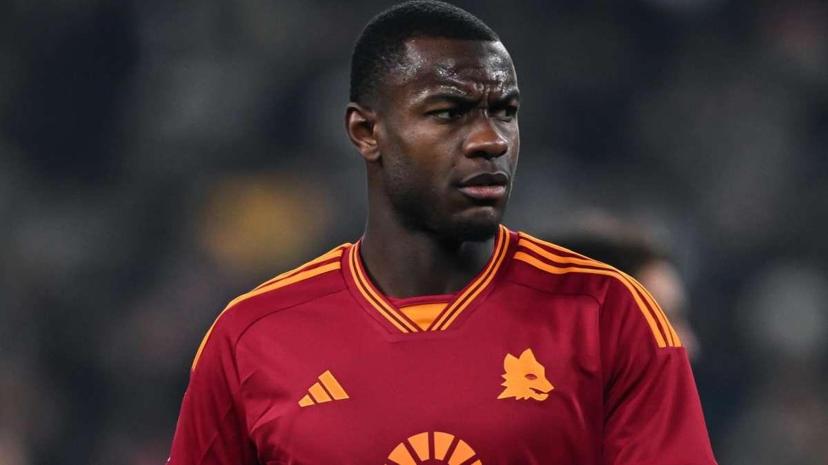 COMUNICATO AS ROMA - Ndicka è stato dimesso. Nessuna complicazione cardiaca, solo trauma toracico per il difensore 
