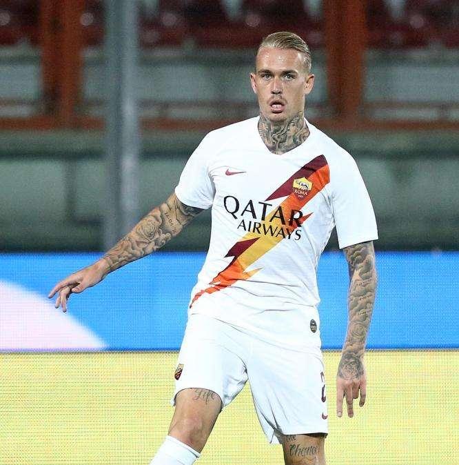 Ipotesi scambio Karsdorp-Hysaj con il Napoli