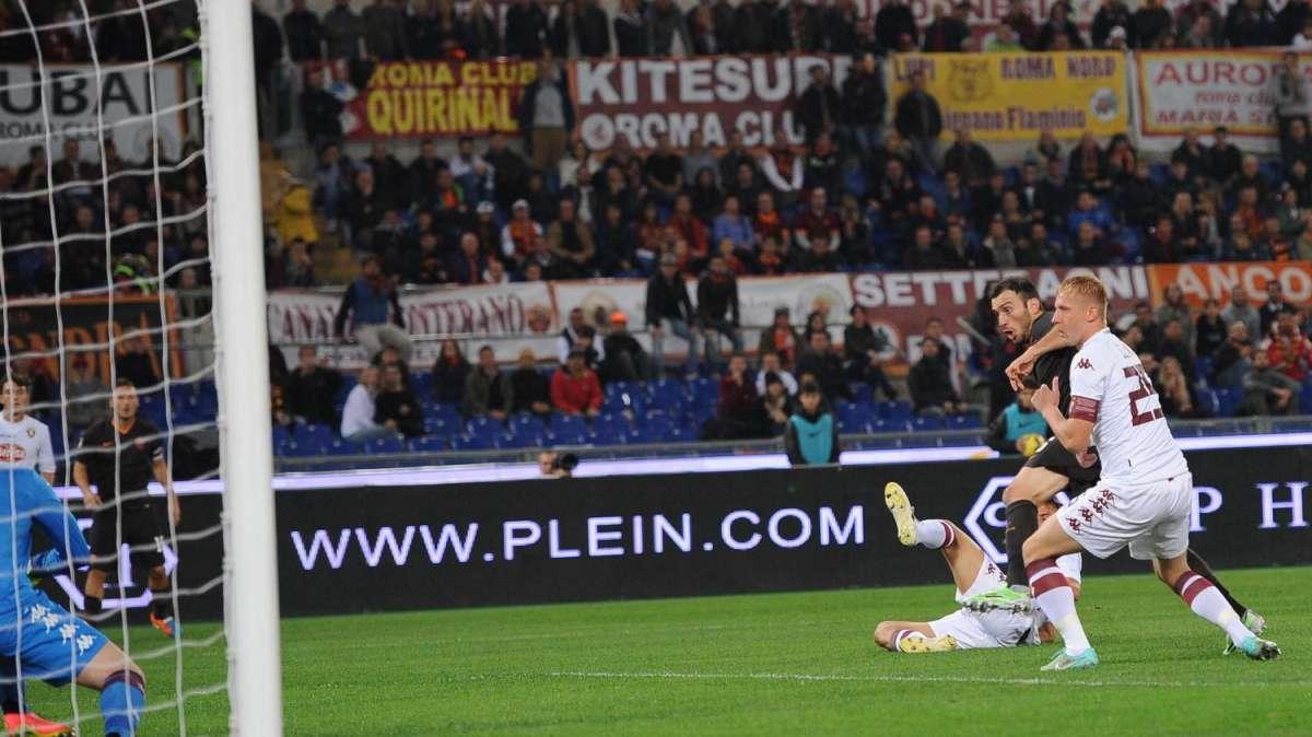 Torosidis: "Contento per il gol e per Strootman"