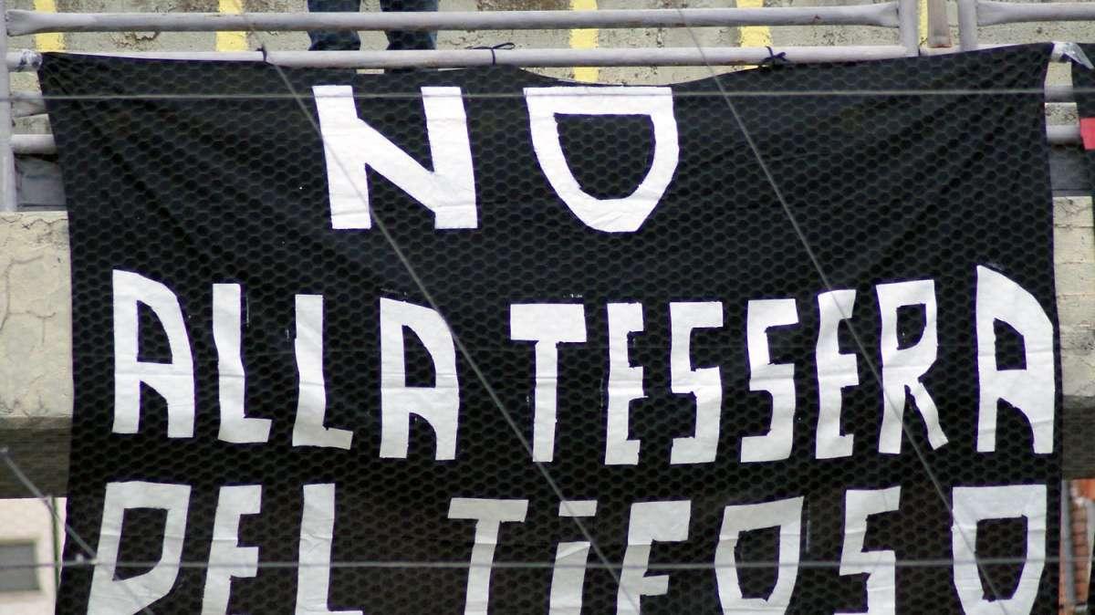 Osservatorio: "La tessera del tifoso non deve essere solo uno strumento commerciale"