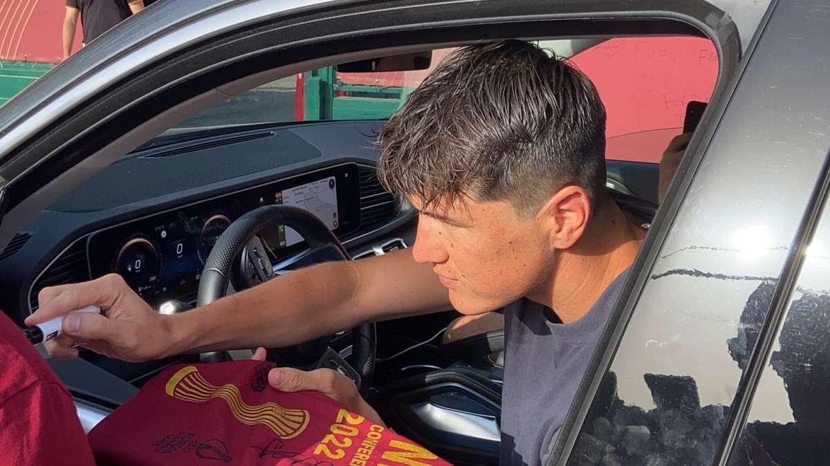 Shomurodov, domani la decisione sul suo futuro