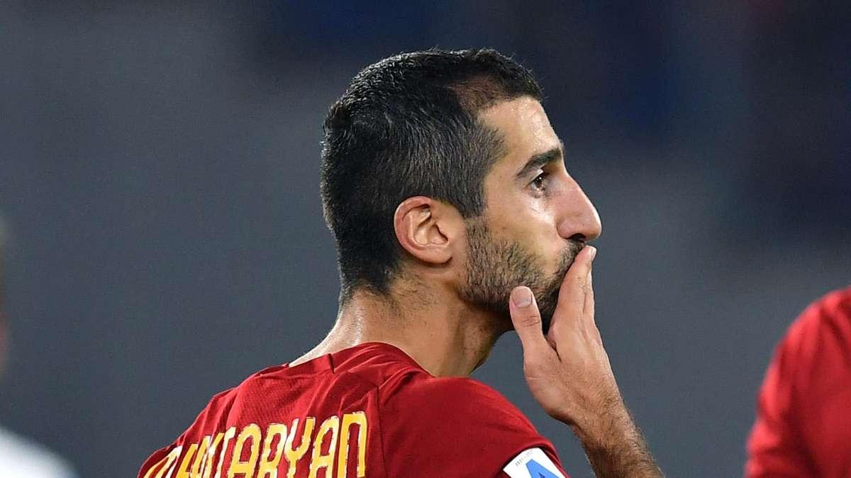Mkhitaryan: "Centrale mi trovo meglio, ma è più importante aiutare la squadra"