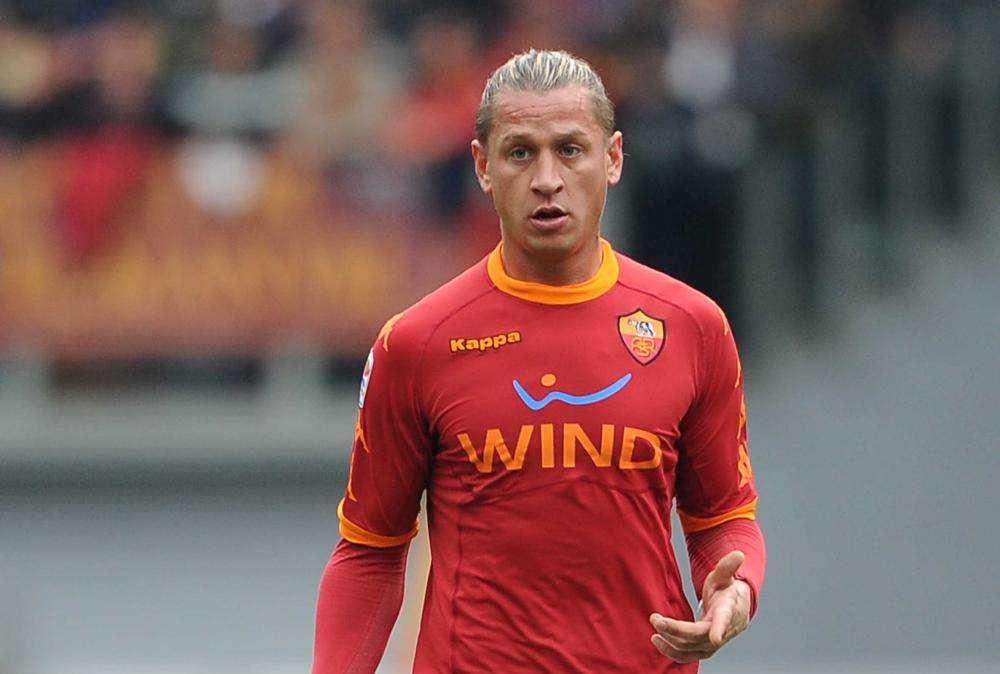 Mexes: "Non dobbiamo concedere nulla alla Samp"