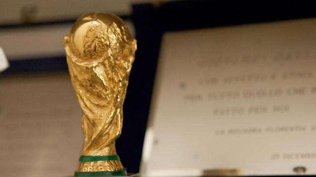 Russia 2018 - Robben e Depay per la vittoria dell'Olanda. Bene Svizzera, Ungheria e Cipro