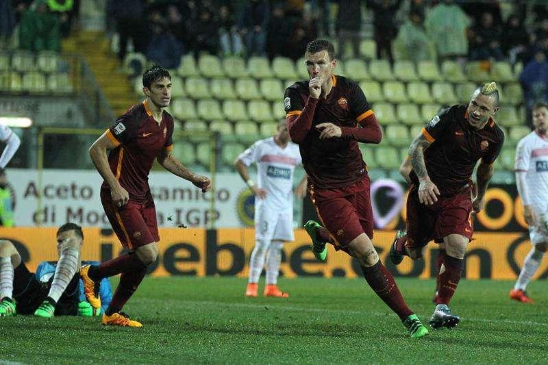 Carpi-Roma 1-3 - I giallorossi espugnano il Braglia! Digne, Dzeko e Salah firmano la quarta vittoria consecutiva. FOTO!