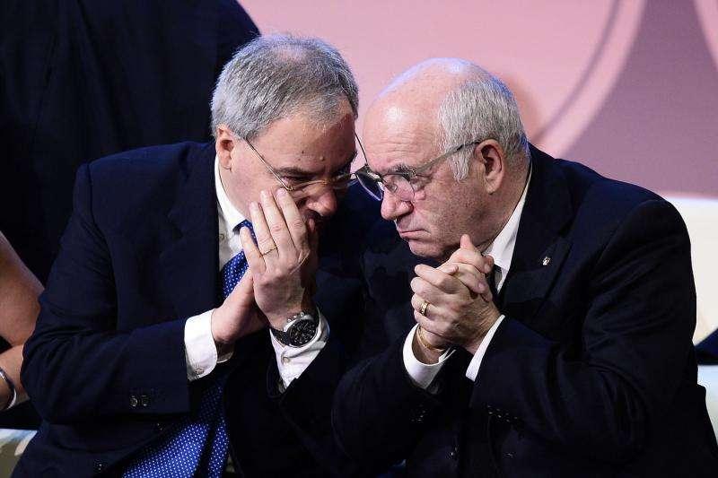 La Figc compra 20mila copie del libro di Tavecchio