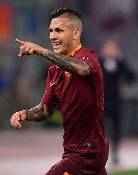 Instagram, Paredes gioca a carte con Gomez. FOTO!