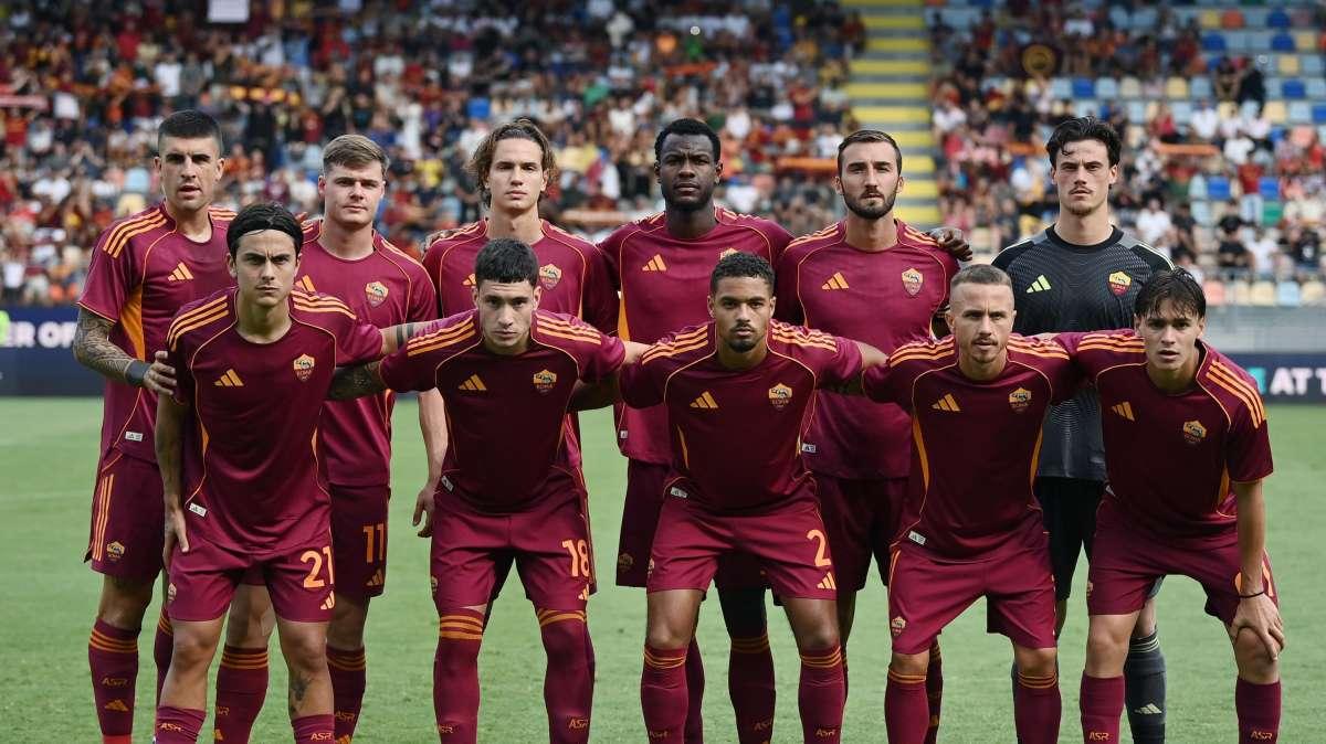 Lazio-Roma - L'attesa dei tifosi: "Giocare alle 12:30 è da criminale. Dybala non mollare!"