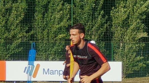 Latina-Roma, coro dei tifosi giallorossi: "Florenzi 30 denari"