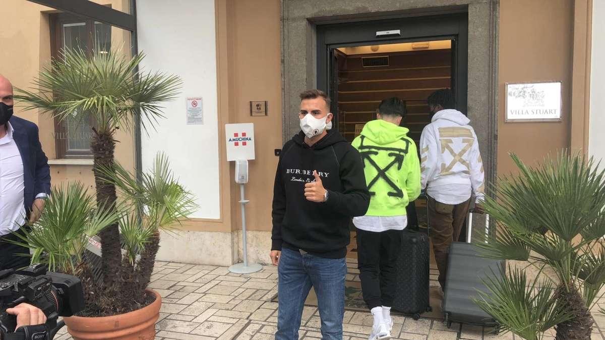 Borja Mayoral e la foto nello spogliatoio nel posto riservato a Totti: "Tutte le strade portano a Roma"