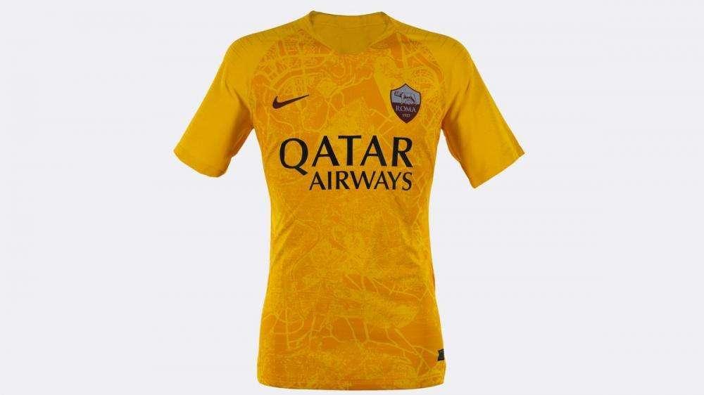 L'AS Roma presenta la terza maglia. Sarà indossata questa sera contro il Milan. FOTO! VIDEO!