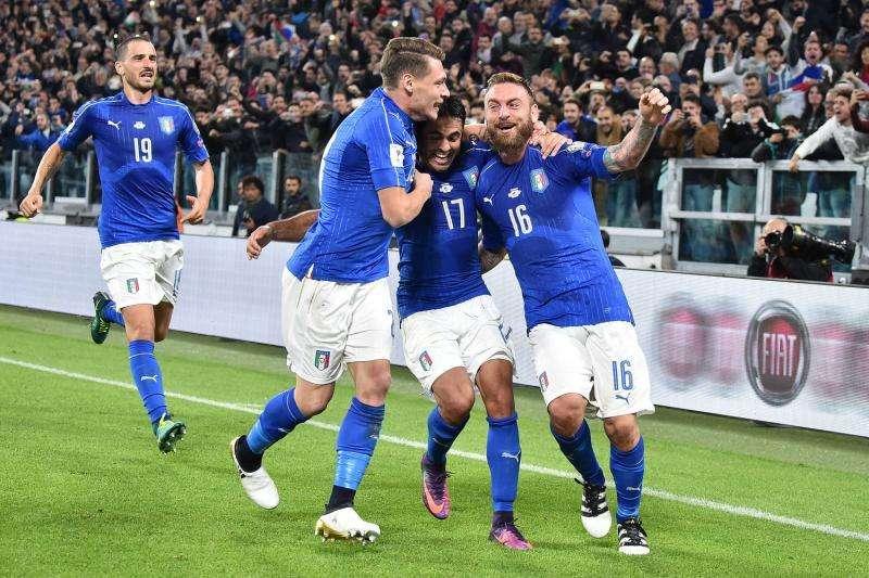 Italia, la Nazionale atterra a Milano