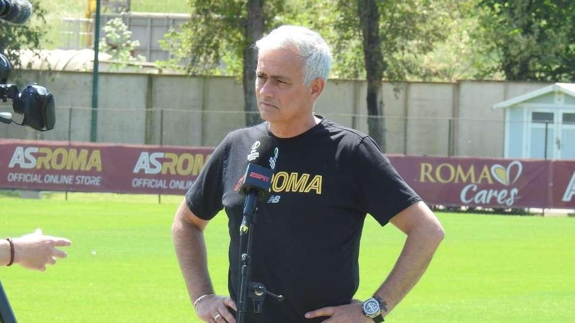 Mourinho: "Per me questa è la finale più importante in carriera. Il Feyenoord ha un grande vantaggio"