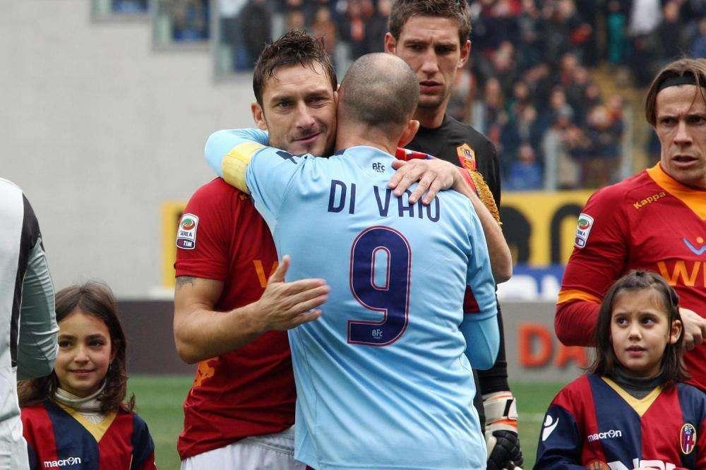 Bologna, Di Vaio: "Addio al calcio? Io sono stato fortunato, Totti ha fatto un po' più di fatica..."