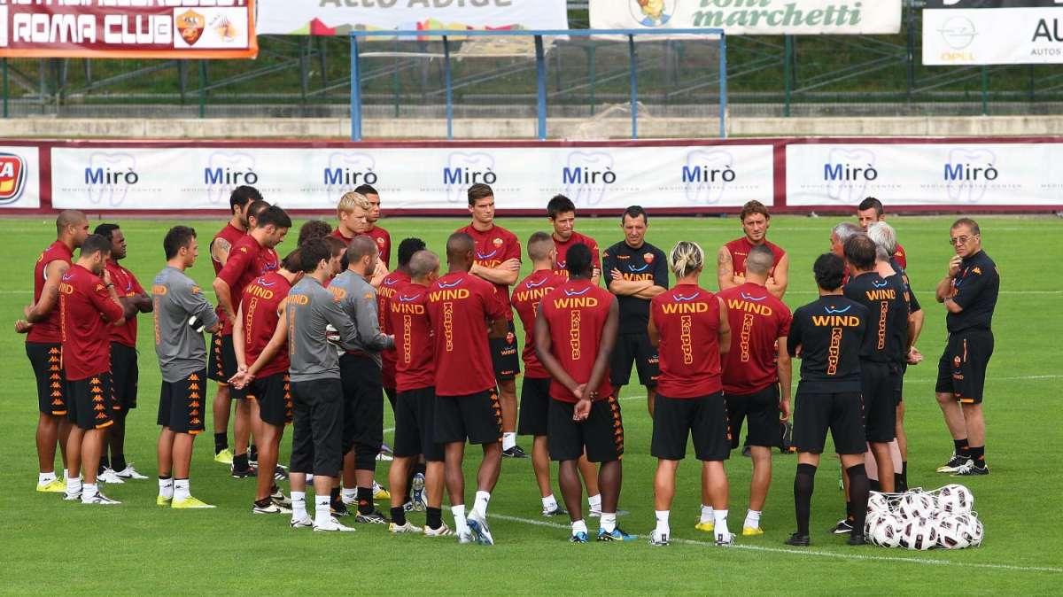 Riscone: primo allenamento della Roma, a segno Cerci e Adriano FOTO e VIDEO!