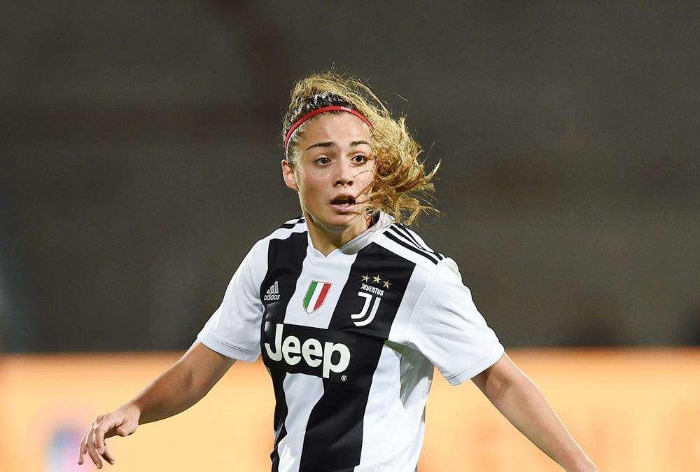 Roma Femminile, gli auguri della squadra a Glionna. VIDEO!