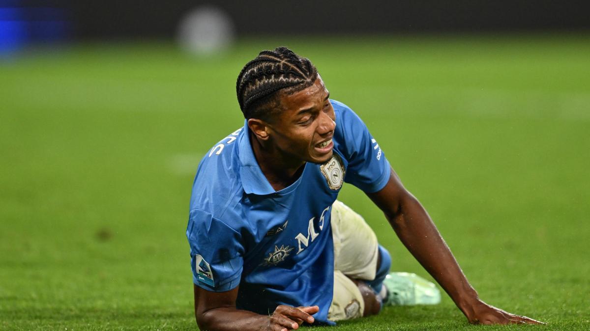 Napoli, lesione muscolare per Neres: salta il match contro la Roma