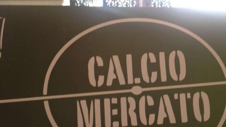 MERCATO - Inter, salta la cessione di Dalbert. Incontro Juventus-Genoa per Mandragora. Immobile verso il rinnovo, tramonta l'ipotesi Milan. Affondo del Torino per Barak. Il papà di Hamsik: "Al 60% lascia il Napoli"