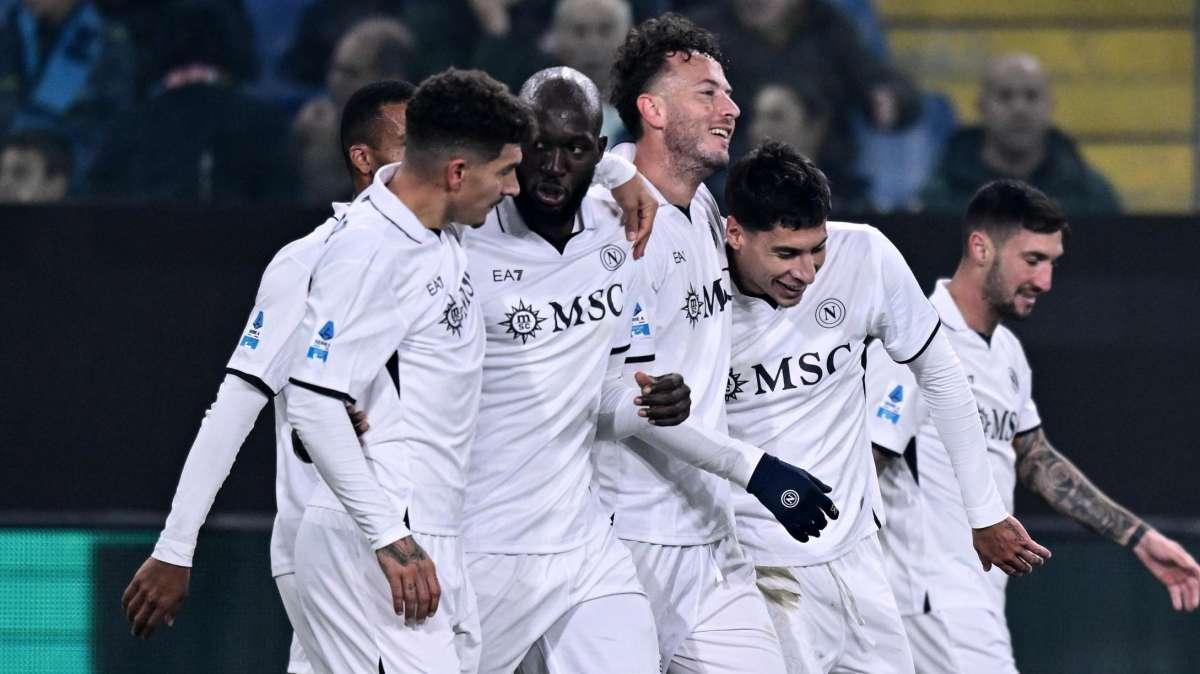 Cambio Campo - Montano: "Il Napoli non sta risentendo della cessione di Kvaratskhelia e dell'infortunio di Buongiorno. La Roma con Ranieri fa sempre paura"
