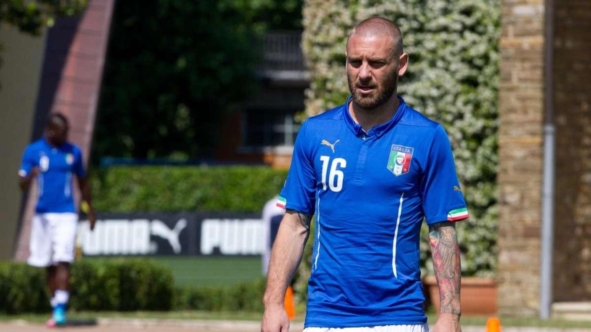 #AskAzzurri - De Rossi: "Totti il più forte con cui abbia mai giocato". VIDEO!
