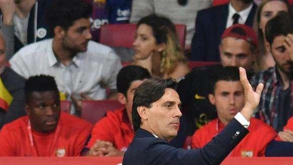 Siviglia, esonerato Montella