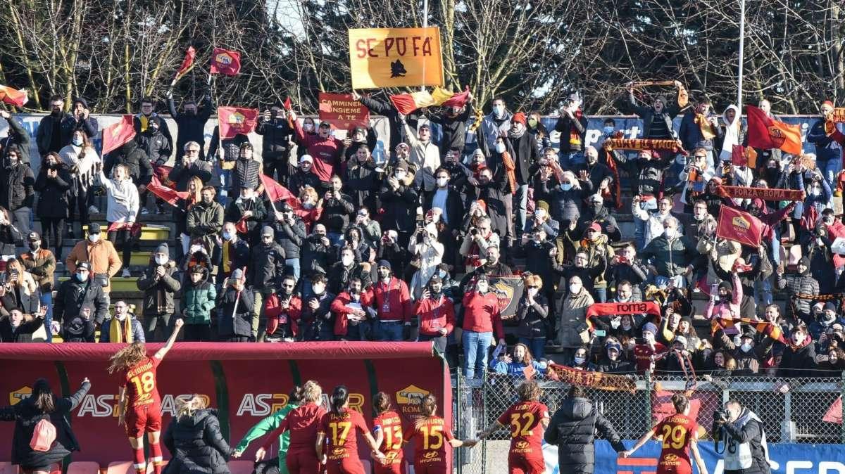 LA VOCE DELLA SERA - Mourinho: "A gennaio non ci sarà nessun grande investimento". La Femminile vince il derby per 3-2, Spugna: "Lo abbiamo sentito più del dovuto". Bartoli: "Il pubblico mi ha fatto venire i brividi"