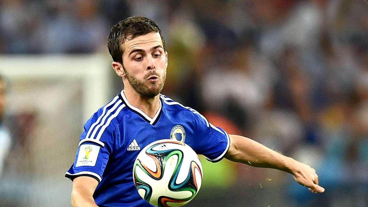 Bosnia, Pjanic: "Virus? Sono stato male prima del match, ho giocato sotto farmaci"