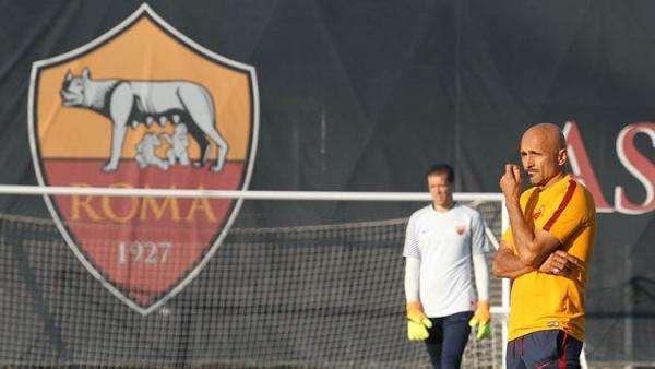 Trigoria: domani riposo per la squadra, mercoledì la rifinitura in Romania