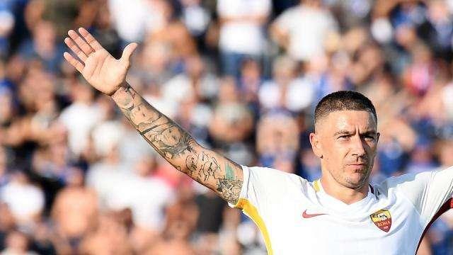 FIFA Ultimate Team: Alisson, Kolarov e Nainggolan inseriti fra i migliori della Serie A 2018. FOTO! VIDEO!