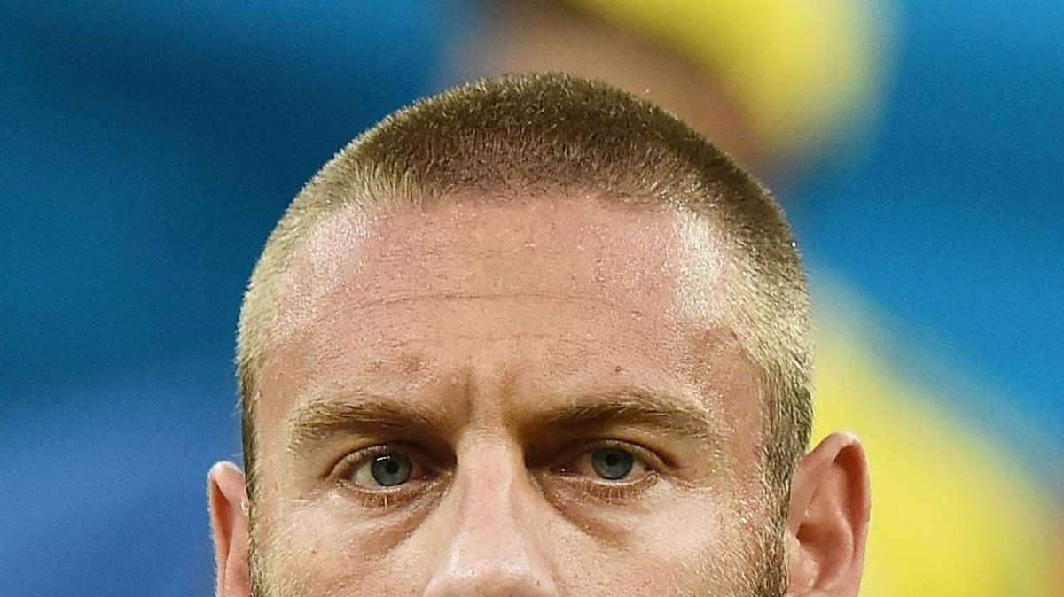 Italia, Sirigu: "Videogame? De Rossi sembra bravo con quelli di basket ma non lo è"