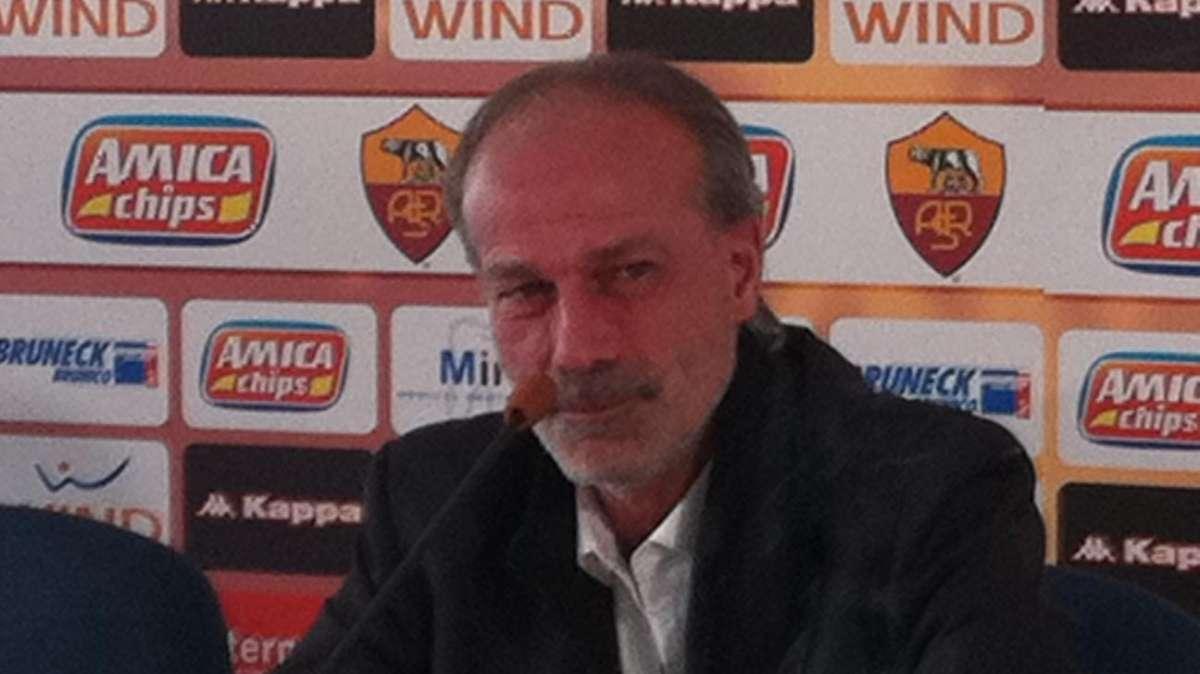 I giallorossi su Douglas Costa?