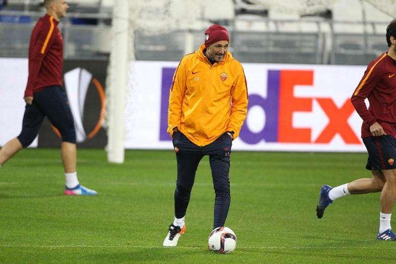 Trigoria, domani mattina la ripresa